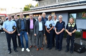 Polizei Paderborn: POL-PB: Verkehrssicherheitstag am Berufskolleg Schloß Neuhaus
