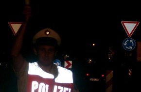Polizei Düren: POL-DN: 030628 -1- Halt Polizei - ÂJunge KraftfahrerÂ kontrolliert
