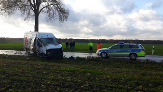 Polizeiinspektion Diepholz: POL-DH: +++ Hohenmoor - Schwerer Verkehrsunfall +++