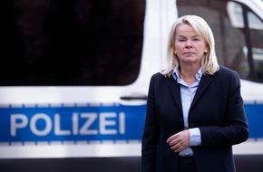 Polizeipräsidium Recklinghausen: POL-RE: Castrop-Rauxel: Polizeipräsidentin kündigt Maßnahmen an - Polizei zeigt mehr Präsenz im Stadtgebiet - Einrichtung einer 19-köpfigen Mordkommission