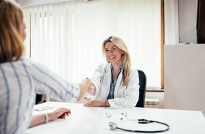 Noack Statistik GmbH: Wie das Deutsche Promotionszentrum &Auml;rzte und Zahn&auml;rzte bei der nebenberuflichen externen Promotion erfolgreich unterst&uuml;tzt / Von der Lehrstuhlfindung bis hin zur Verteidigung der Promotion