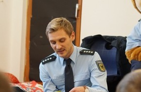 Bundespolizeidirektion Stuttgart: BPOLD S: Bundespolizeidirektion Stuttgart engagiert sich beim Vorlesetag