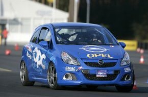 Opel Automobile GmbH: OPC Race Camp: Halbzeit bei der ersten Castingstufe
