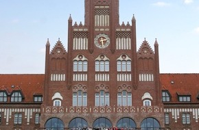 Presse- und Informationszentrum Marine: Ein großer Tag für die Kadetten - Vereidigung an der Marineschule Mürwik (mit Bild)