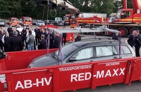 Kreisfeuerwehrverband Rendsburg-Eckernförde: FW-RD: Unfälle mit E-Autos - ein brennendes Thema