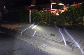 Polizeiinspektion Stade: POL-STD: 20-jähriger Transporterfahrer prallt gegen Hausecke und verursacht über 200.000 Euro Sachschaden