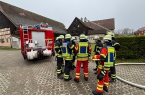 Kreisfeuerwehrverband Bodenseekreis e. V.: KFV Bodenseekreis: Großer Feuerwehreinsatz wegen Schwelbrand in Wiggenweiler