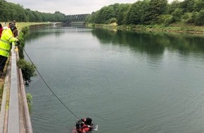 Polizeipräsidium Recklinghausen: POL-RE: Haltern am See: Schädelfund im Kanal - Taucher suchen Fundstelle ab