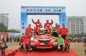 Skoda Auto Deutschland GmbH: SKODA startet nun mit zwei APRC-Crews (BILD)