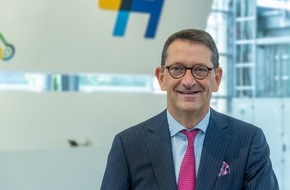 Heidelberger Druckmaschinen AG: Solid second quarter improves half-year balance sheet - economic uncertainties remain
