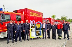 Kreisfeuerwehrverband Bodenseekreis e. V.: KFV Bodenseekreis: Hochwasserschutz: Landkreis übergibt Pumpenausrüstung an Feuerwehren