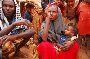 Stiftung Kindernothilfe Schweiz: Hungersnot am Horn von Afrika: Schwer unterernährte Kinder besonders in inoffiziellen Flüchtlingscamps / Kindernothilfe-Partner helfen auch ausserhalb der Lager