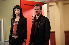 ProSieben: Die "Bitch" zieht ein auf ProSieben: Die neue Sitcom "Apartment 23" ab 5. März am Comedy-Dienstag (BILD)
