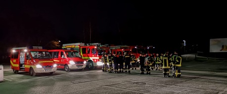 Freiwillige Feuerwehr Werne: FW-WRN: Erster Einsatz des ABC-Zugs NRW der Städte Bergkamen, Selm und Werne