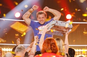 SAT.1: Schlanke Taille, fette Quote: Spitzenwert  von 14,1 Prozent für das Finale von "The Biggest Loser" 2014 /  Sieger Marc verliert 86,3 Kilo und gewinnt 50.000 Euro (FOTO)
