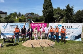 Deutsche Telekom AG: Moers: Spatenstich f&uuml;r Glasfaserausbau in Utfort