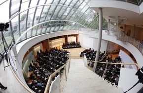 news aktuell GmbH: media coffee:"Kommunikation 2020 - Aufbruch in ein neues Informationszeitalter?" / dpa-Tochter news aktuell lädt zur Diskussionsveranstaltung in München ein