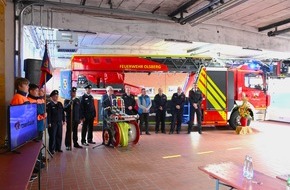 Freiwillige Feuerwehr Olsberg: FF Olsberg: Einweihung der neuen Drehleiter in Olsberg