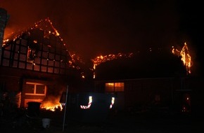 Polizei Minden-Lübbecke: POL-MI: Bauernhaus wird Raub von Flammen