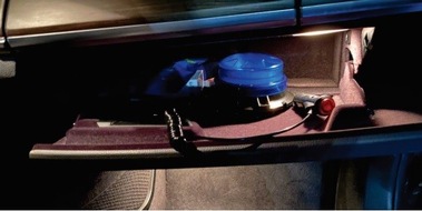 Polizeidirektion Bad Segeberg: POL-SE: Horst / Elmshorn / BAB 23 - Pkw n&ouml;tigt mit Lichthupe und Blaulicht auf der Autobahn