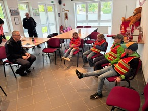FW-OE: Lösch Kids Kirchhundem stellen ihr können unter Beweis