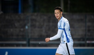 HERTHA BSC GmbH & Co. KGaA  : Derry Scherhant wird Profi!