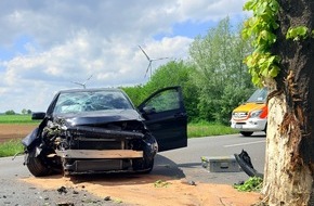 Feuerwehr Detmold: FW-DT: Verkehrsunfall auf der Lageschen Stra&szlig;e