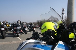 Polizei Lippe: POL-LIP: Kreis Lippe. Verkehrsdienst kontrolliert und berät zu Beginn der Motorradsaison.
