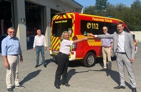 Feuerwehr Erkrath: FW-Erkrath: Land NRW und der Förderverein der Freiwilligen Feuerwehr Erkrath unterstützen die Jugendarbeit in der Kinderfeuerwehr Erkrath durch die Beschaffung eins Mannschaftstransportfahrzeuges