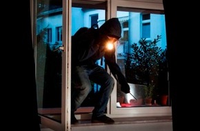 Polizei Rhein-Erft-Kreis: POL-REK: Wohnungseinbrecher flüchteten - Pulheim