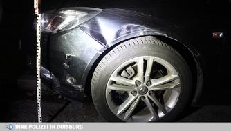 Polizei Duisburg: POL-DU: Altstadt: Opel gerammt - Fahrer gesucht
