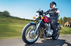 SFZ Schweizerische Fachstelle für Zweiradfragen: Motorrad-Saisonstart: Worauf es ankommt (BILD)