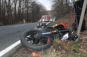Polizei Düren: POL-DN: Motorradfahrer nach Wildunfall schwer verletzt