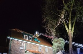 Feuerwehr Herdecke: FW-EN: Sturmtief "Antonia" - Sieben Einsätze für die Feuerwehr - Flachdach und weiteres Dach an der Neuen Bachstraße stark beschädigt