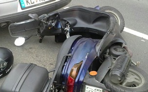 Polizeipräsidium Westpfalz: POL-PPWP: Mofafahrer bei Auffahrunfall verletzt