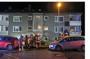 Polizei Mettmann: POL-ME: Aufmerksamer Nachbar rettet schwer verletzten 58-Jährigen aus brennender Wohnung - Velbert - 2011059