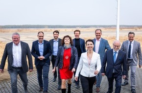 Vereinigung Berliner Pressesprecher (VBP): Grünes Licht für Green Areal Lausitz - Startschuss für Investor Energy4Future / Nationale und internationale Investoren zeigen großes Interesse