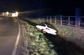 Polizei Aachen: POL-AC: Alleinunfall mit verletztem Fahrer