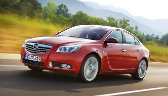Opel Automobile GmbH: Opel Insignia - Ausgezeichnetes Geburtstagskind / Trophäensammler: Bis dato 24 Preise aus elf Ländern / Bestseller: Opel bei Mittelklasse-Limousinen Nummer 1 in Europa (mit Bild)