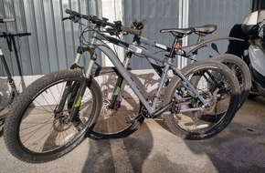 Polizeipräsidium Südhessen: POL-DA: Bensheim: Eigentümer von sichergestellten Fahrrädern gesucht/Wer erkennt die zwei grauen Mountainbikes?