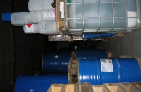 Polizeiinspektion Northeim: POL-NOM: Nachmeldung zur Mitteilung vom 15.11.2007, 18.27 Uhr -Recyclingfirma nach dem Auffinden hochgiftiger, leicht brennbarer und gefährlicher Abfallstoffe stillgelegt-