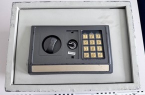 Polizei Bochum: POL-BO: Am Bochumer Hauptbahnhof gefunden: Wem gehört dieser Tresor?