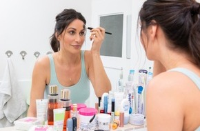 Initiative "M&uuml;lltrennung wirkt": Tipps zur Abfalltrennung im Bad: Deoroller, Wattepads & Co. richtig entsorgen