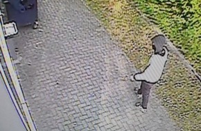 Polizeidirektion Bad Segeberg: POL-SE: Quickborn - Öffentlichkeitsfahndung nach räuberischer Erpressung auf Autowaschanlage