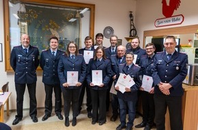 Feuerwehr Flotwedel: FW Flotwedel: Zahlreiche Beförderungen und Ehrungen bei Jahreshauptversammlung der Ortsfeuerwehr Wiedenrode