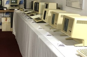 FinConTec AG: Medienmitteilung: Die grösste Apple-Sammlung der Welt steht in der Schweiz