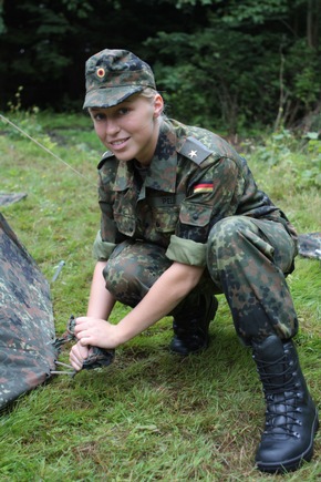 Deutsche Marine - Pressemeldung (Feature): Zwei Westfalen in der Offizierausbildung der Marine - von der Lippe an die Flensburger Förde