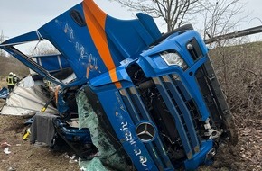 Autobahnpolizeiinspektion: API-TH: Erste Ergänzungsmeldung zum schweren Lkw-Unfall