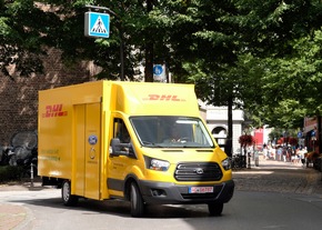 Erfolgreicher Start der Vorproduktion: Deutsche Post DHL Group und Ford stellen E-Transporter StreetScooter WORK XL vor