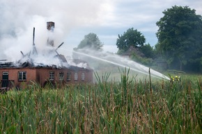 FW-RD: Einsatzreiches und herausforderndes Wochenende f&uuml;r die Feuerwehren im Kreis Rendsburg-Eckernf&ouml;rde